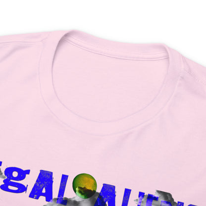 Vintage Sci-Fi Graphic Tee - Alien Invasion Streetwear Print (Bachi)
