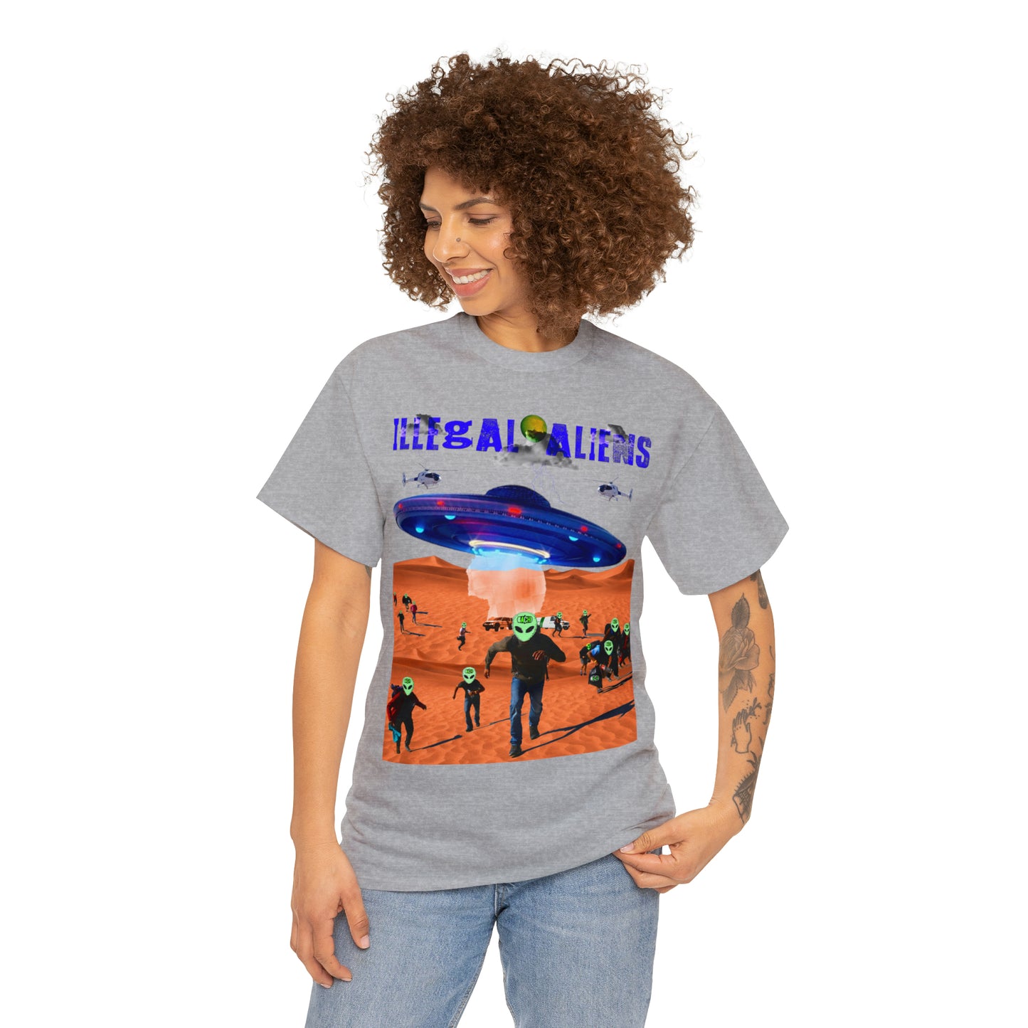 Vintage Sci-Fi Graphic Tee - Alien Invasion Streetwear Print (Bachi)