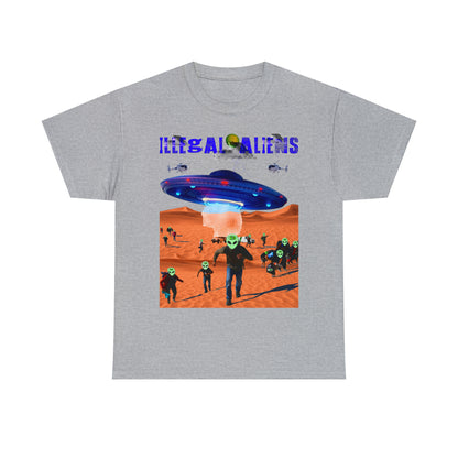 Vintage Sci-Fi Graphic Tee - Alien Invasion Streetwear Print (Bachi)