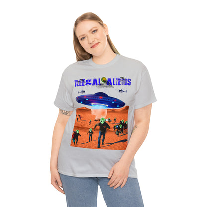 Vintage Sci-Fi Graphic Tee - Alien Invasion Streetwear Print (Bachi)