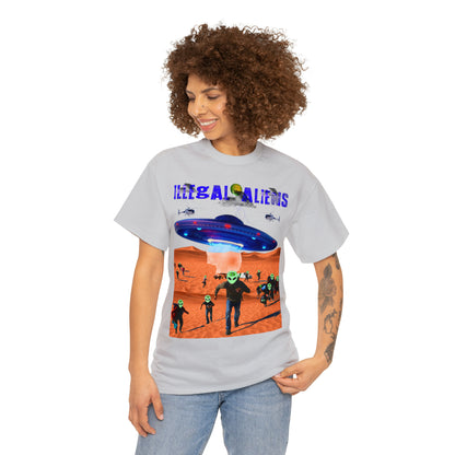 Vintage Sci-Fi Graphic Tee - Alien Invasion Streetwear Print (Bachi)