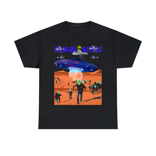 Vintage Sci-Fi Graphic Tee - Alien Invasion Streetwear Print (Bachi)