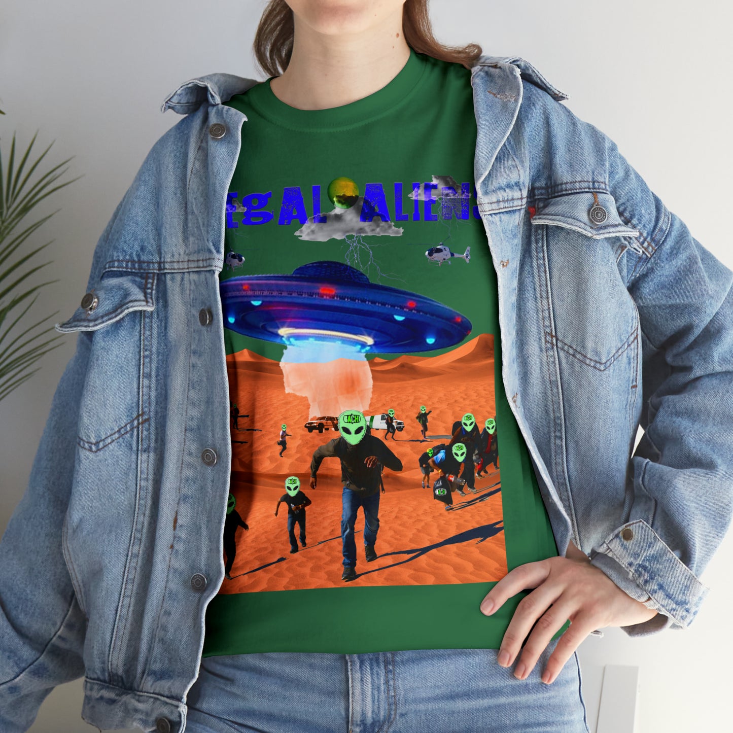 Vintage Sci-Fi Graphic Tee - Alien Invasion Streetwear Print (Bachi)