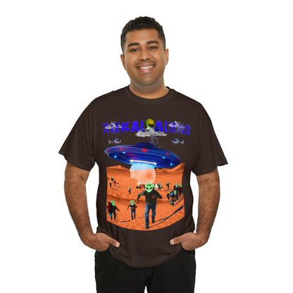 Vintage Sci-Fi Graphic Tee - Alien Invasion Streetwear Print (Bachi)