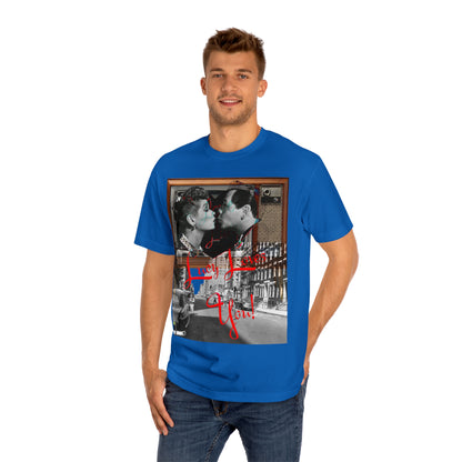 Vintage Sitcom Couple Graphic Tee - Retro TV Streetwear Print (Bachi)