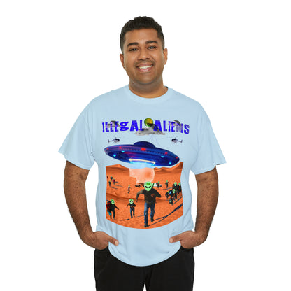 Vintage Sci-Fi Graphic Tee - Alien Invasion Streetwear Print (Bachi)