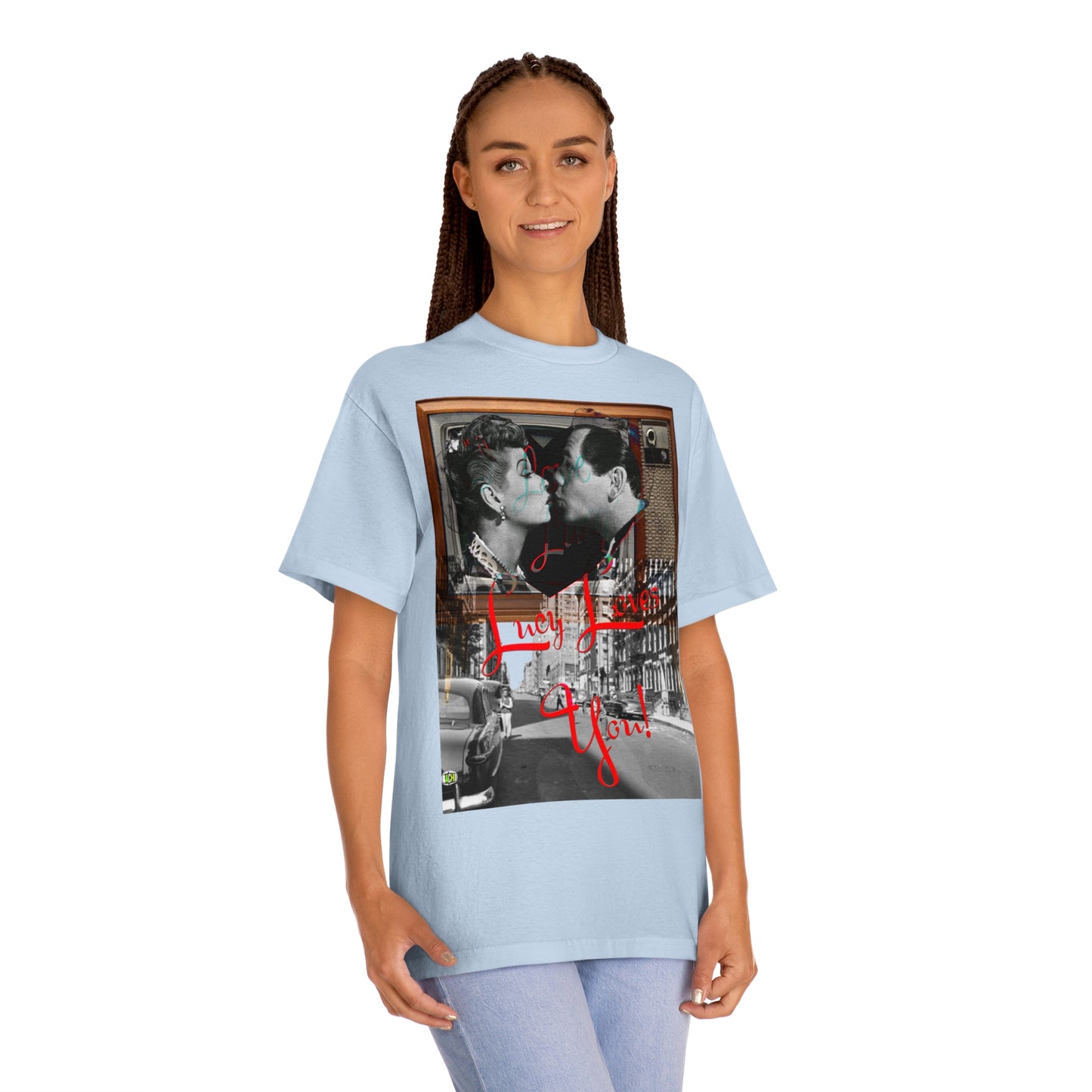 Vintage Sitcom Couple Graphic Tee - Retro TV Streetwear Print (Bachi)