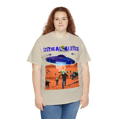 Vintage Sci-Fi Graphic Tee - Alien Invasion Streetwear Print (Bachi)