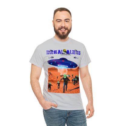 Vintage Sci-Fi Graphic Tee - Alien Invasion Streetwear Print (Bachi)