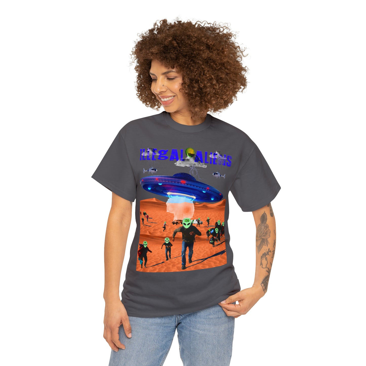 Vintage Sci-Fi Graphic Tee - Alien Invasion Streetwear Print (Bachi)
